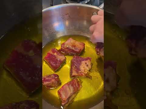 Load and play video in Gallery viewer, Black Angus Beef Short Ribs