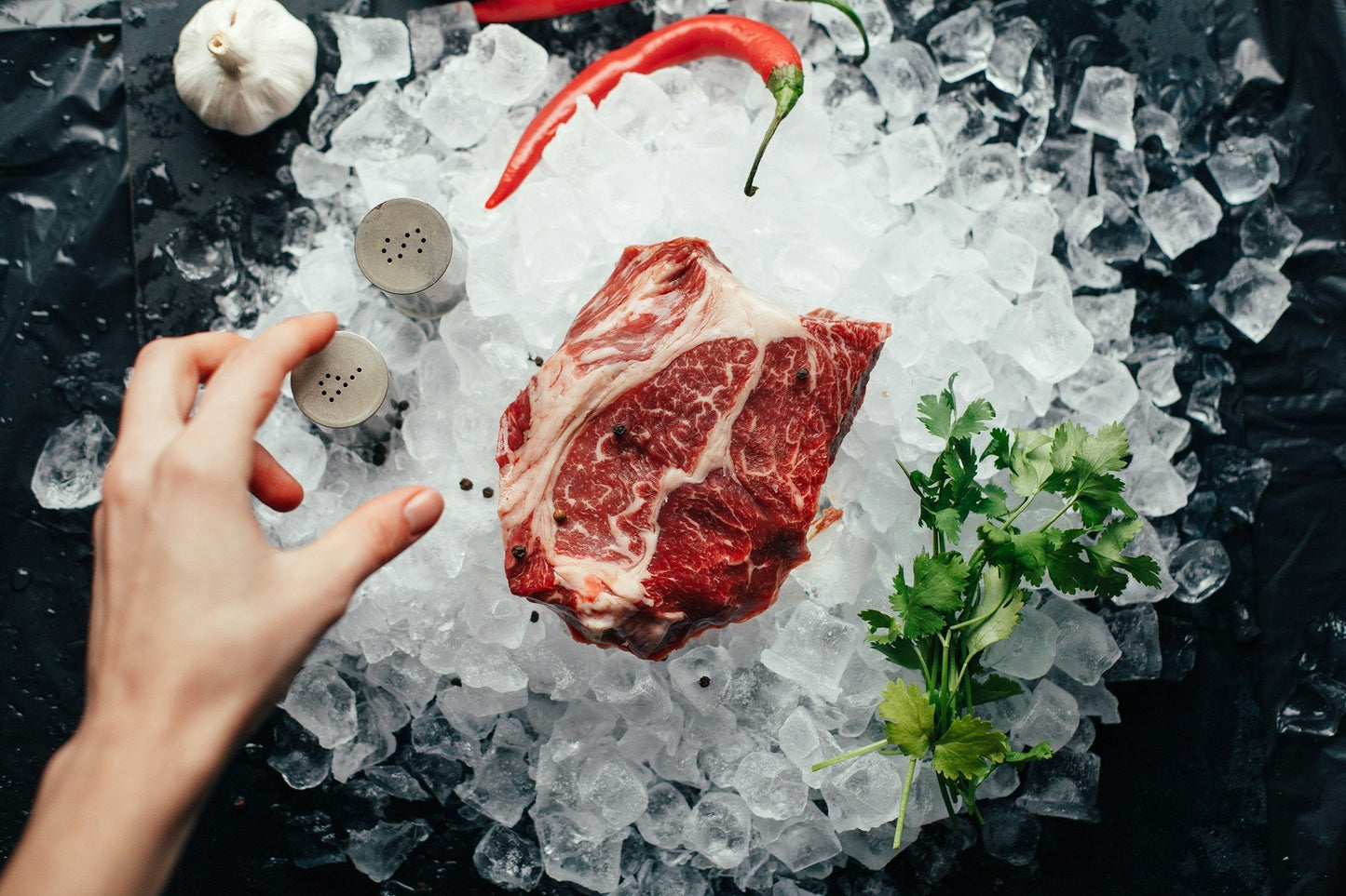 Fresh, unaged cut of beef representing low-histamine meat