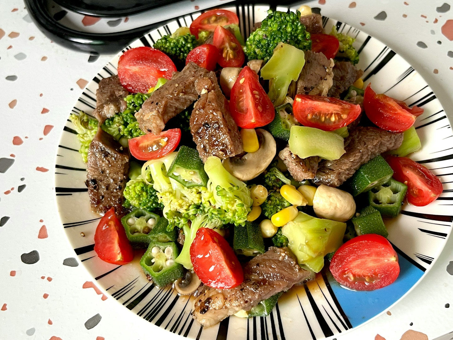 Beef and broccoli stir fry over rice